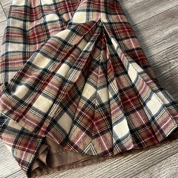 Hand made 100% wool skirt - Picture 8 of 12